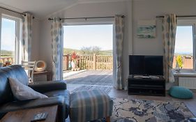 4 Meadow View